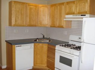 753 S 15th St APT 3R, Philadelphia, PA 19146