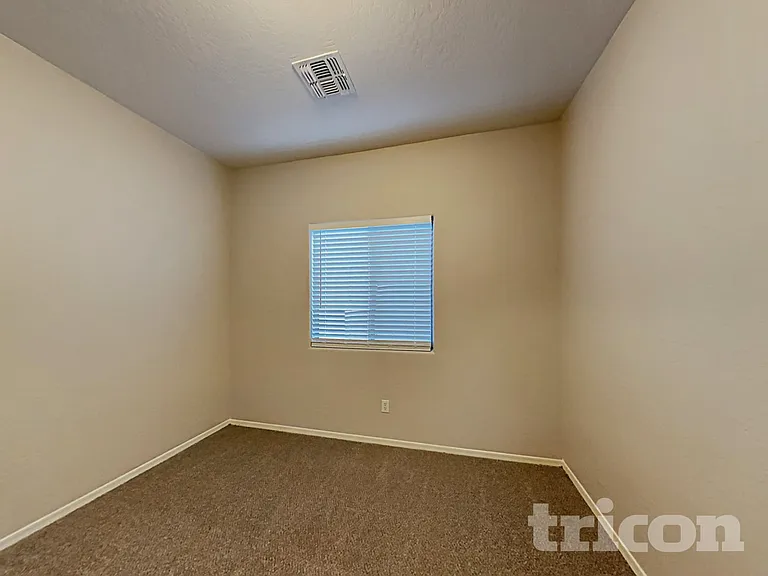 14621 W Ventura St — Photo 14