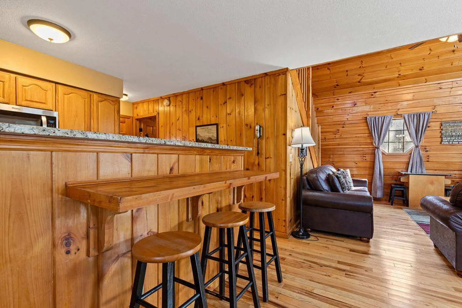 2 bed, 2.0 bath, 1323 sqft, $3,805 — Photo 1