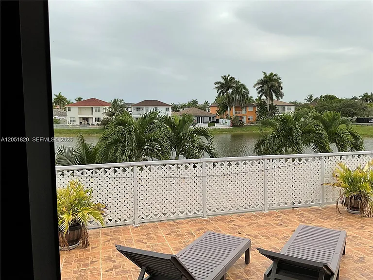 15350 SW 11th St — Photo 39