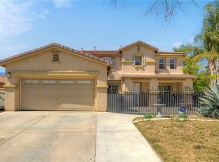 977 Saltbush Ln, Hemet, CA 92545