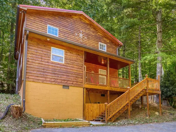 1375 Stoney Brook Ln, Boone, NC 28607