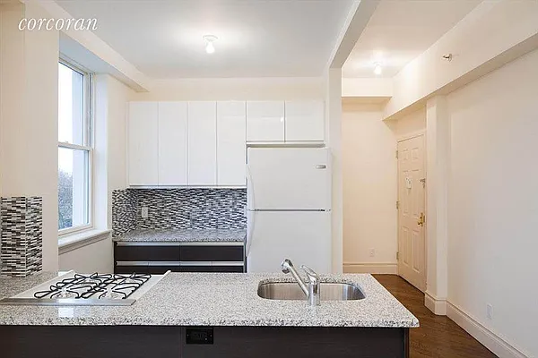 Rented by Corcoran | media 19