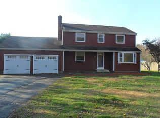 841 Central St, Holliston, MA 01746