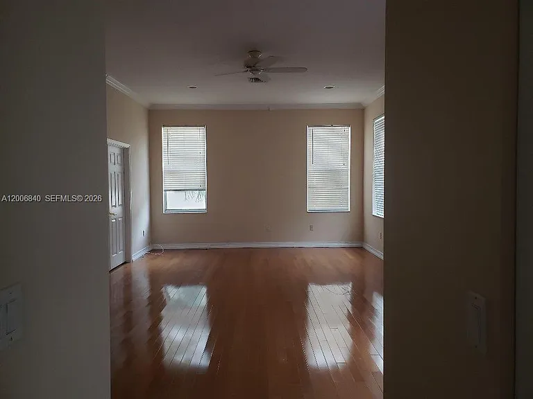 6352 Squirewood Way — Photo 10