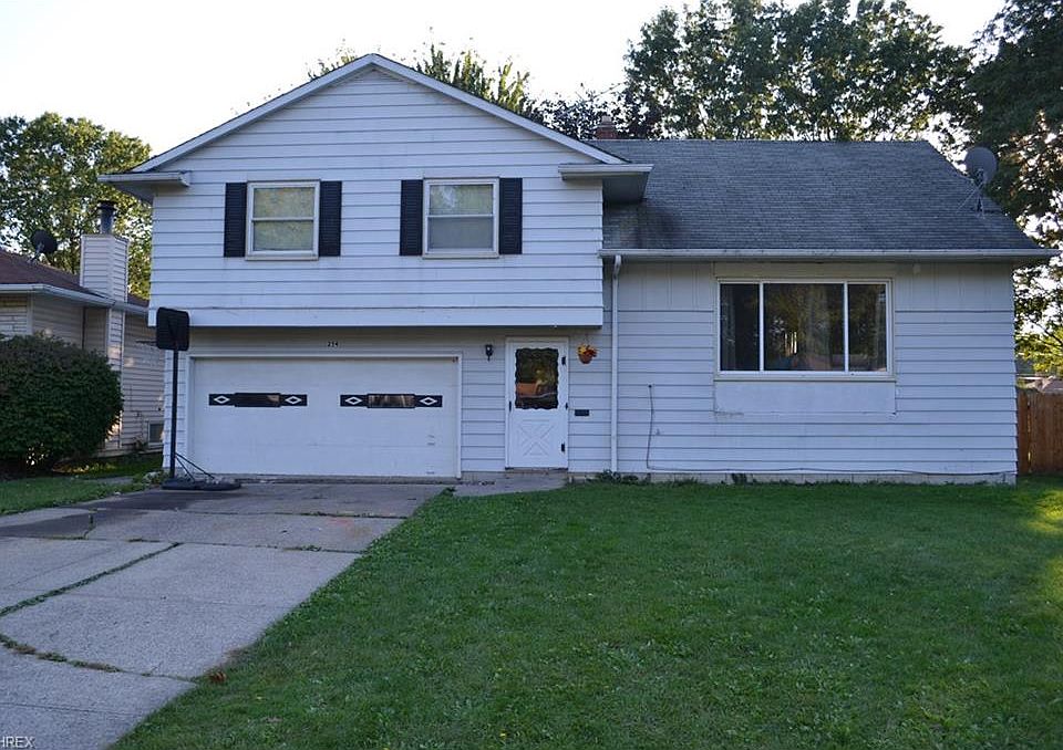 1st image of 214 E Overlook Dr