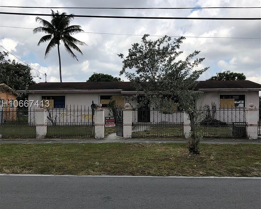 1st image of 17590 NW 52nd Ave