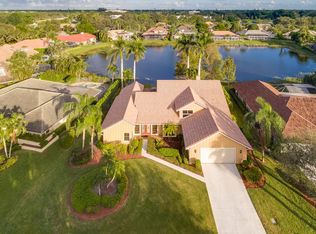 24 Thurston Dr, Palm Beach Gardens, FL 33418