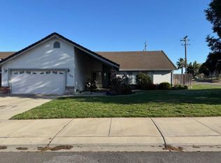 785 Helen Dr, Ripon, CA 95366