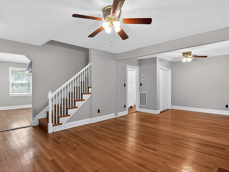 14011 Rectory Ln — Photo 43