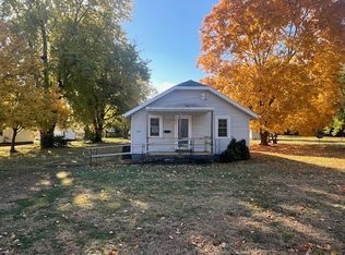 2025 E Pythian Ave, Decatur, IL 62526