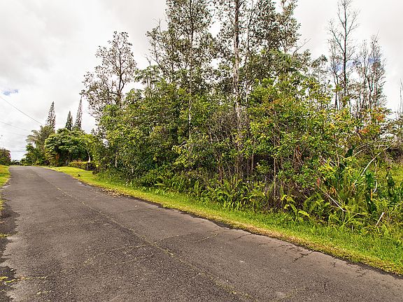2nd image of Kuleana St Lot 28