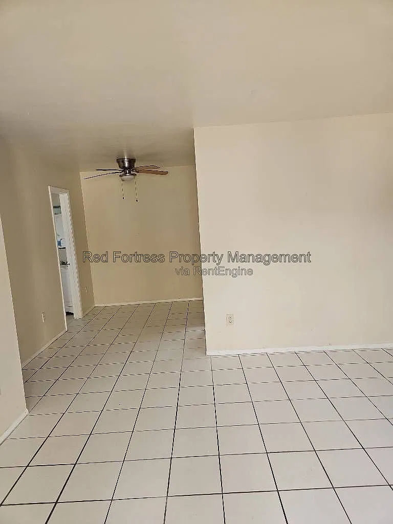 1 bed, 1.0 bath, 535 sqft, $859 — Photo 2