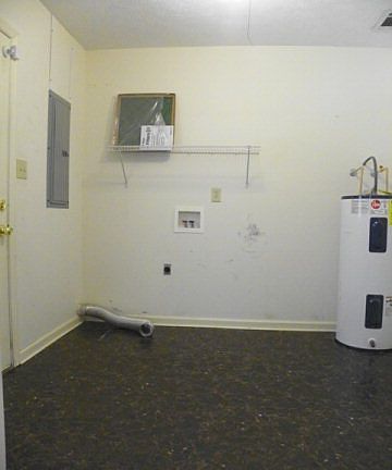 5th image of 855 Osbon Dr