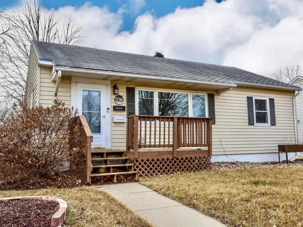 1736 S 2nd St, Aberdeen, SD 57401