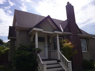 7020 8th Ave NW, Seattle, WA 98117
