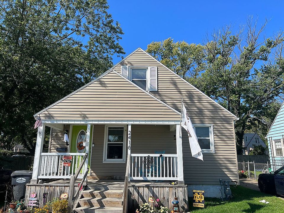 1st image of 2416 Langley Ave
