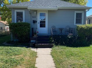 513 E 5th St, Cheyenne, WY 82007