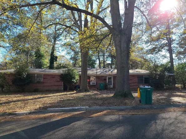 2927 Lyons St, Texarkana, TX 75501