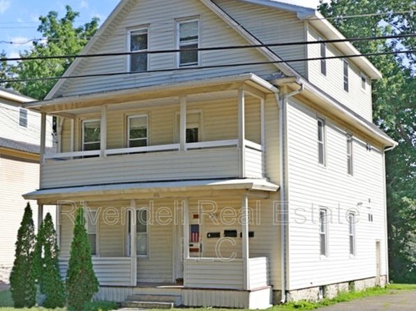 336 Valley St, Willimantic, CT 06226
