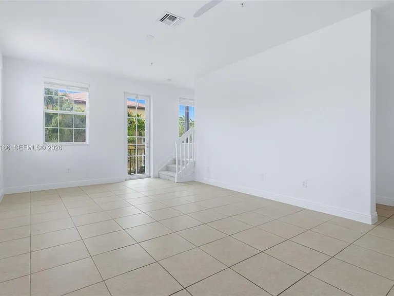 14776 SW 10th St #10501 — Photo 4