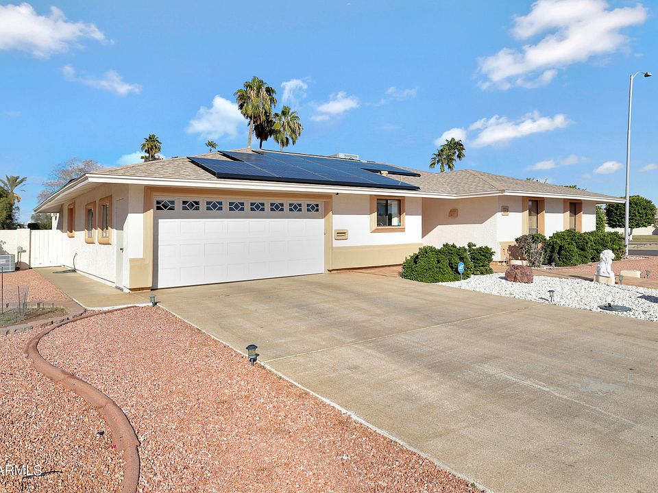 1st image of 10923 W Camelot Cir