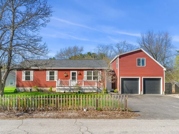28 Dearborn Avenue, Seabrook, NH 03874