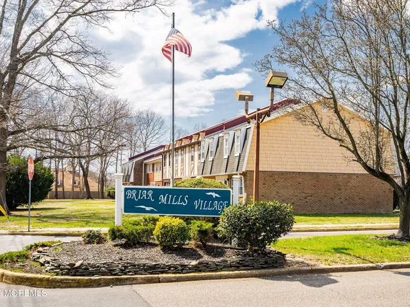 121 Briar Mills Drive, Brick, NJ 08724