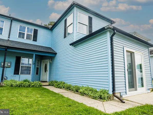 10 Galaxy Ct, Sewell, NJ 08080