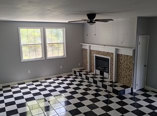 718 Gamble Dr, Heiskell, TN 37754
