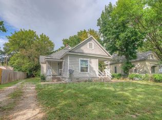 510 W 3rd St #B, Pittsburg, KS 66762