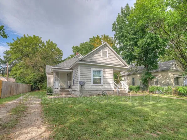 510 W 3rd St #B, Pittsburg, KS 66762