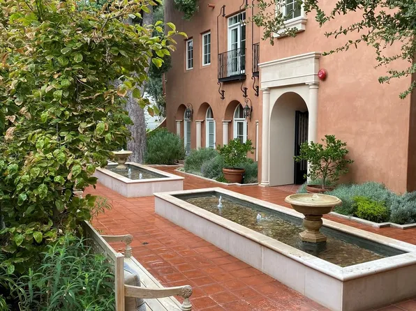 Los Patios De Cordova