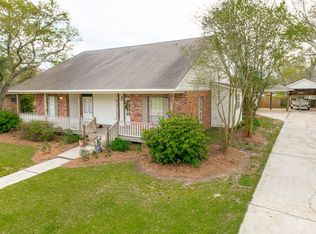 10842 Maureen Connolly Dr, Baton Rouge, LA 70810
