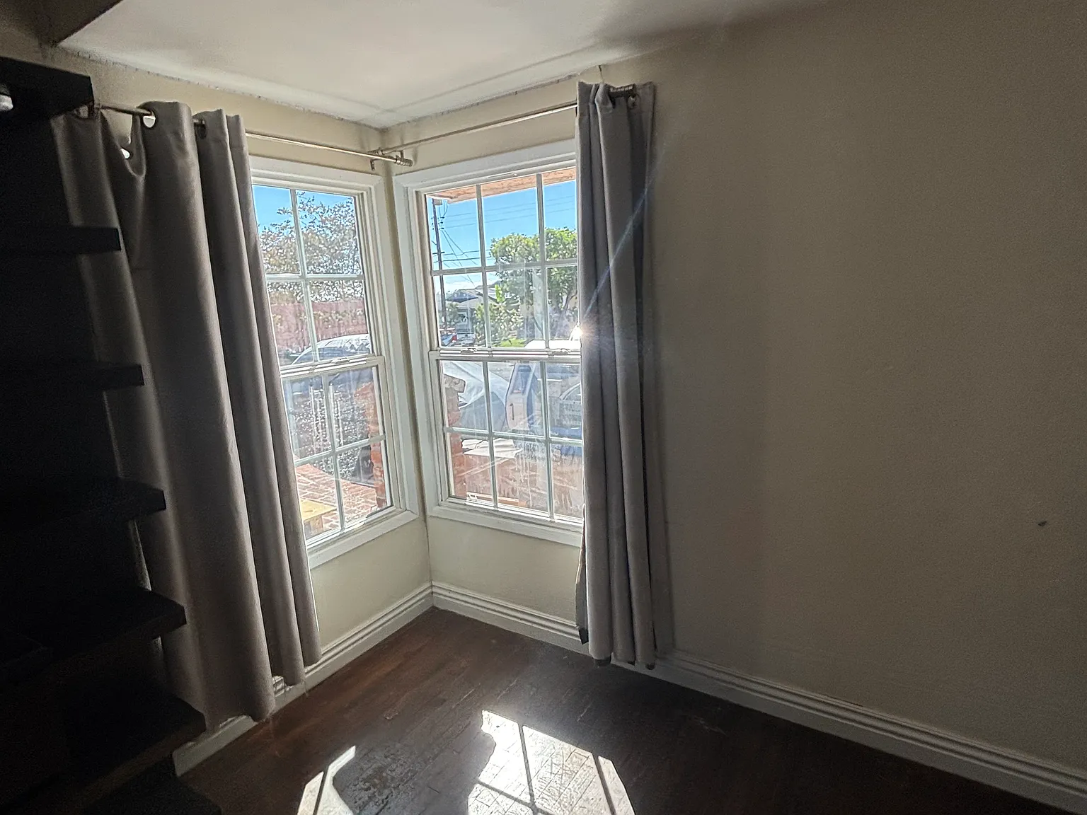 3 bed, 1096 sqft, $1,200 — Photo 4