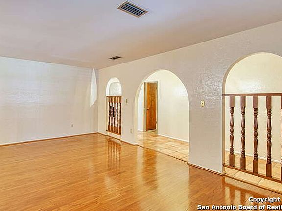 3rd image of 1908 ARROWHEAD ST