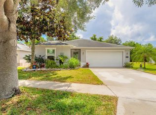 607 Aeolian Dr, New Smyrna Beach, FL 32168