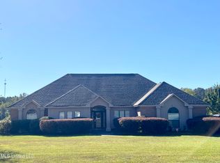 1024 S South Pat Harrison Dr, Crystal Springs, MS 39059
