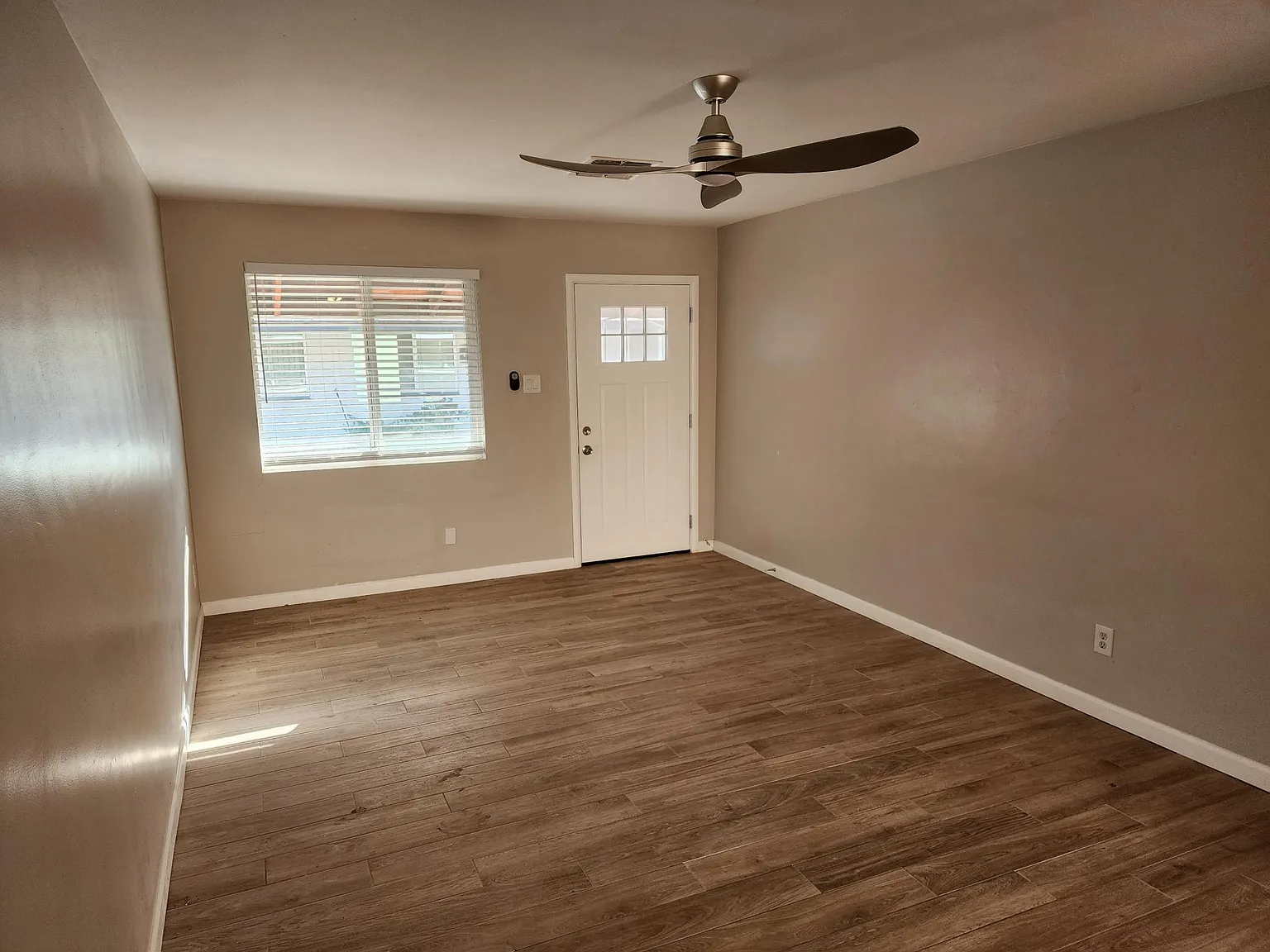 2 bed, 830 sqft, $1,395 — Photo 4