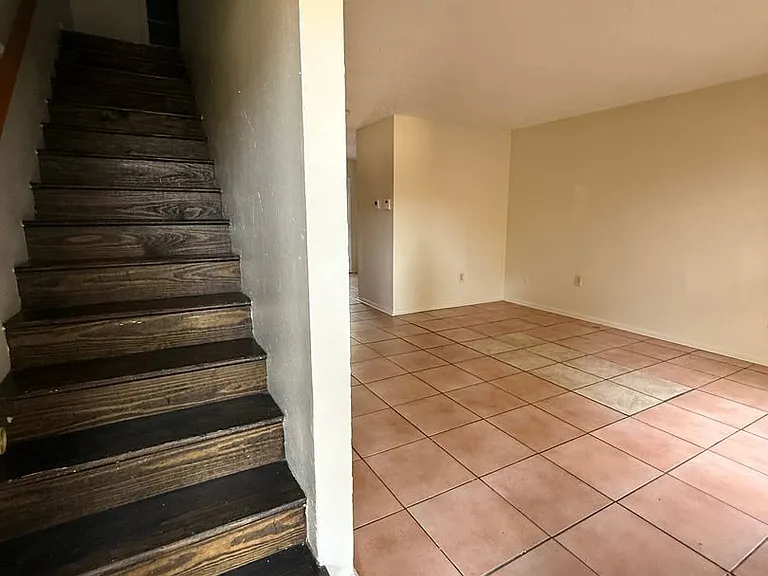 1408 Jade Ave — Photo 12