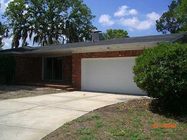 1st image of 1889 Parkcrest Dr