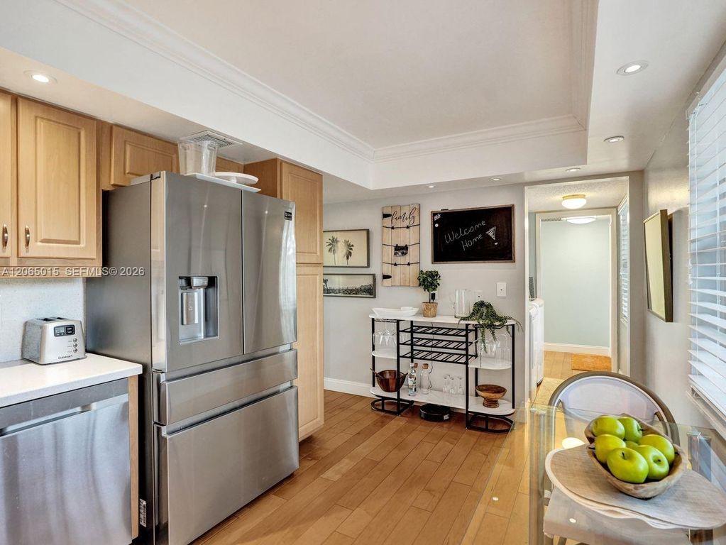 808 Cypress Blvd APT 409, photo 7