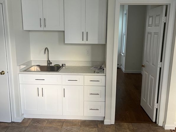 241 Gregory St #241