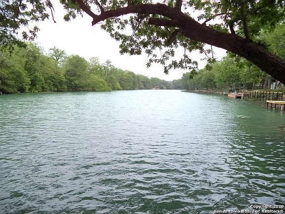 2nd image of 282 Meadow Lake Dr