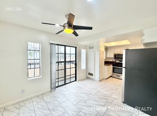 5215 Cartwright Ave APT 6, North Hollywood, CA 91601