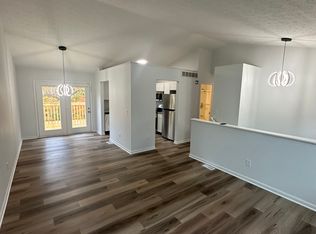 2716 Ridgecrest Ln, Covington, KY 41017