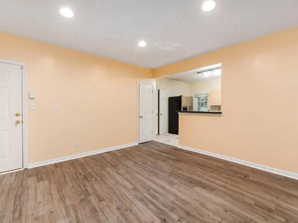 3665 Chestnut Dr APT D2, Atlanta, GA 30340