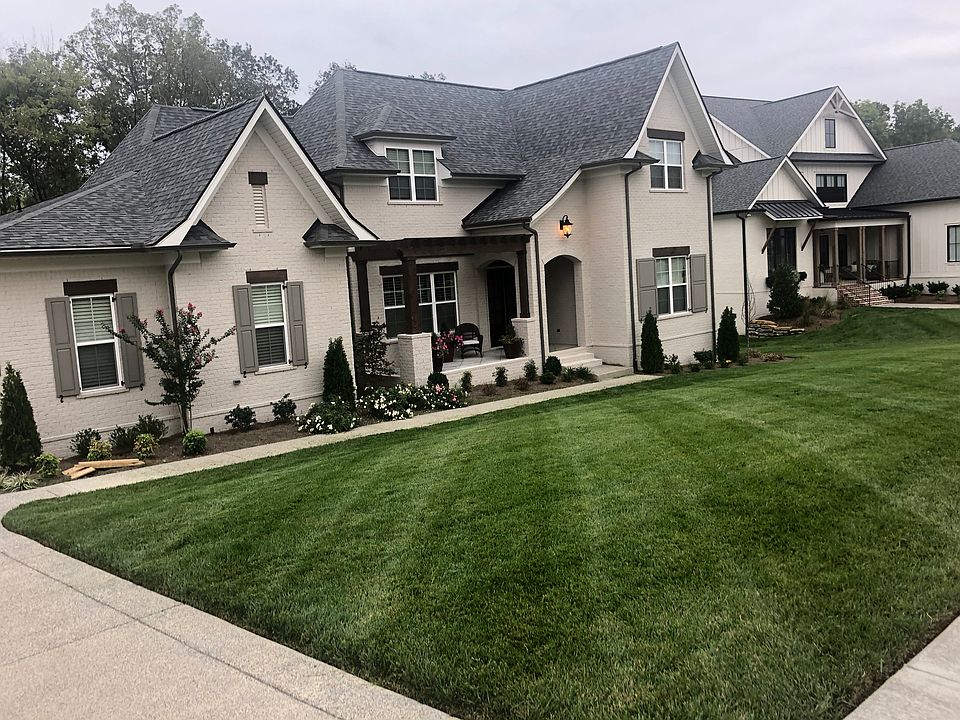 2nd image of 212 Belgian Rd