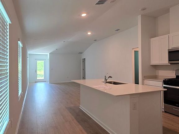 3rd image of 868 Grand Reserve Dr