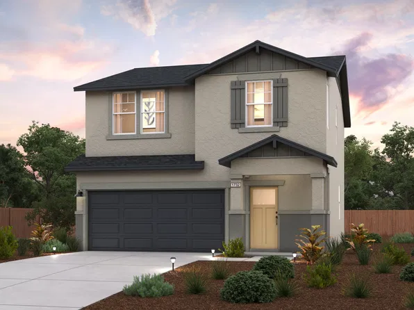 2453 S West Creek Village Way, Fresno, CA 93706